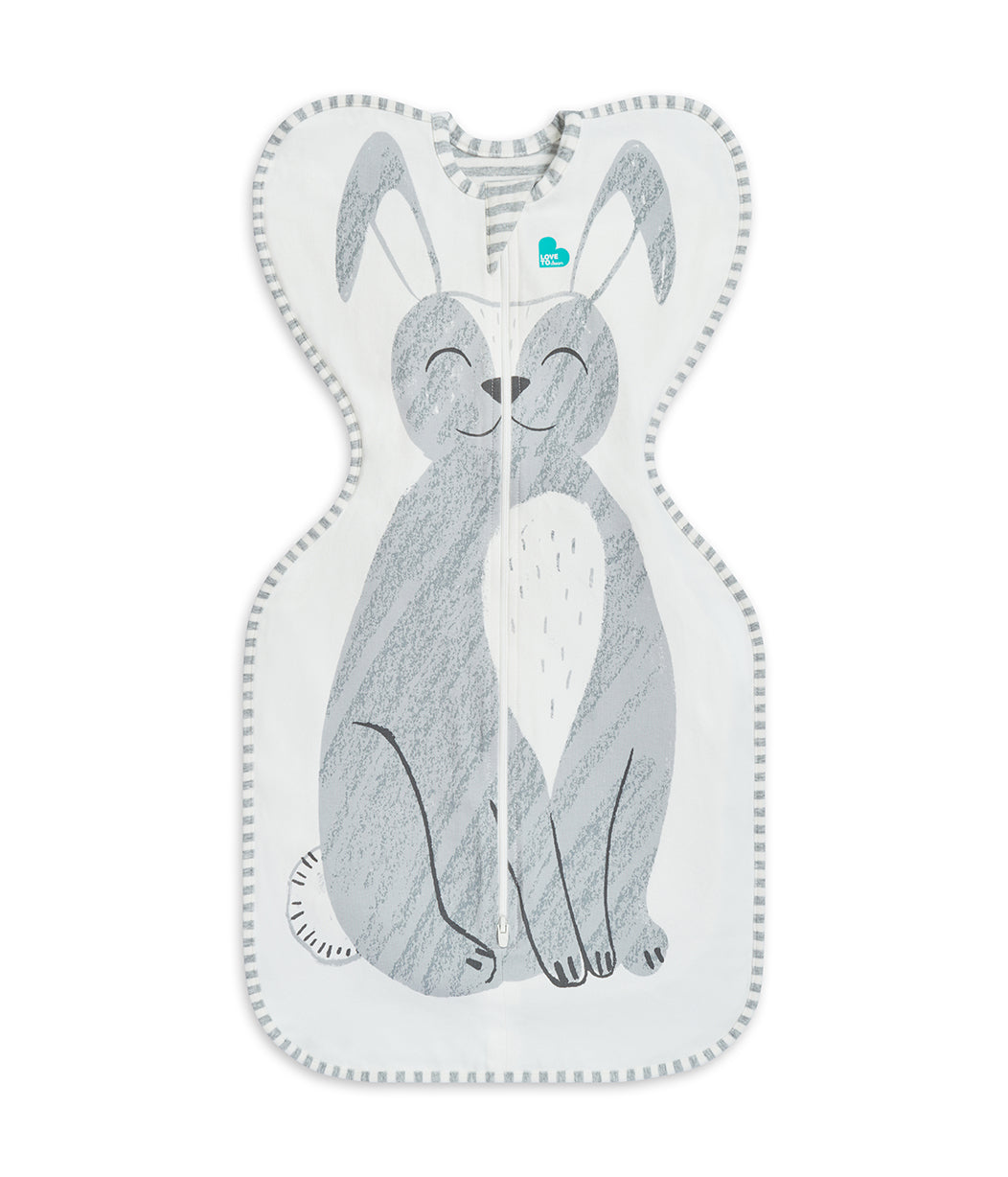 Swaddle Up™ Sac d'emmaillotage Original Stevie le Lapin Gris