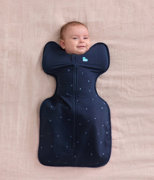 Coffret de naissance Swaddle Up™ | 1,5 | 2,5 | 3,5 TOG | Bleu marine Étoile scintillante brodée | Bleu orage Petits cailloux | Bleu marine Étoile matelassée