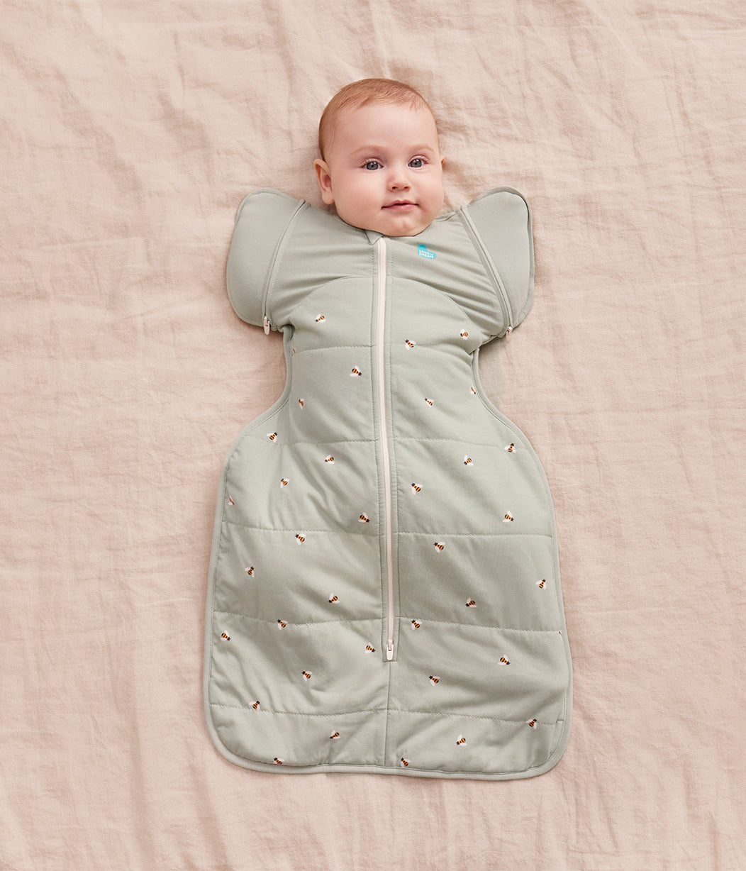 Swaddle Up™ Sac d'emmaillotage transitionnel en coton 2,5 TOG Olive Bees